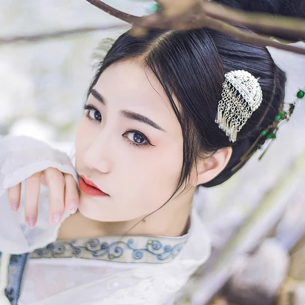 夢(mèng)中鏡時(shí)尚典雅，唯美古風(fēng)真人頭像