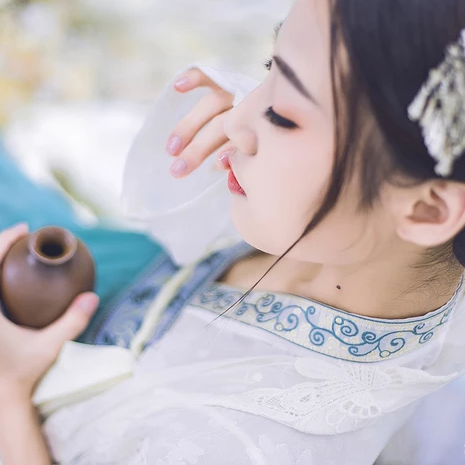 夢(mèng)中鏡時(shí)尚典雅，唯美古風(fēng)真人頭像