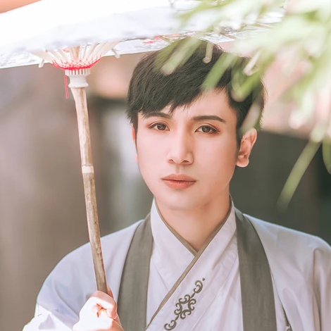 古典家佳樂文學(xué)漢服孤館燈青頭像，古風(fēng)男生頭像