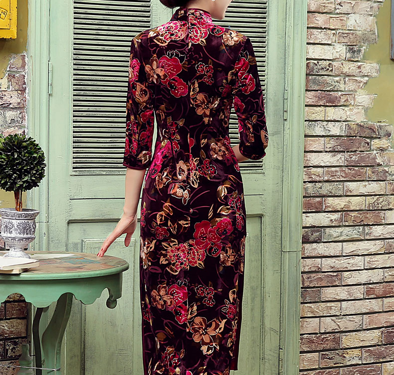 絲絨長(zhǎng)款旗袍，改良中式旗袍