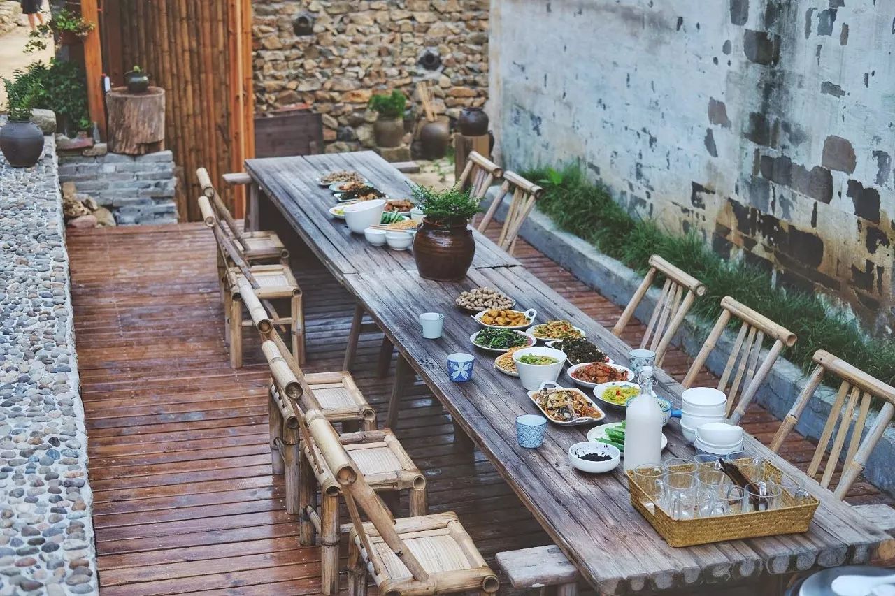 村上酒舍，體驗古村生活一起慢慢變老