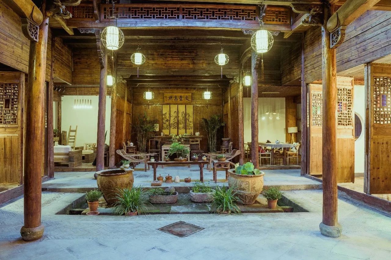 村上酒舍，體驗古村生活一起慢慢變老