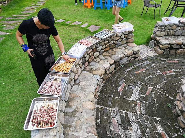 寧波·花雨醉，品花間一壺酒聽雨后醉朦朧