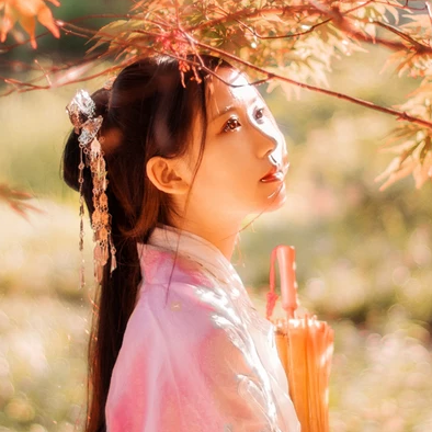 帶傘唯美可愛頭像，唯美古風(fēng)女子真人頭像