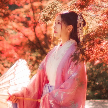 帶傘唯美可愛頭像，唯美古風(fēng)女子真人頭像