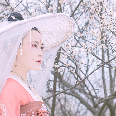 妖嬈女生頭像，唯美古風(fēng)真人頭像