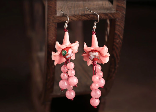 復(fù)古家佳樂文學(xué)長(zhǎng)款流蘇古典耳飾，貝殼花朵耳環(huán)