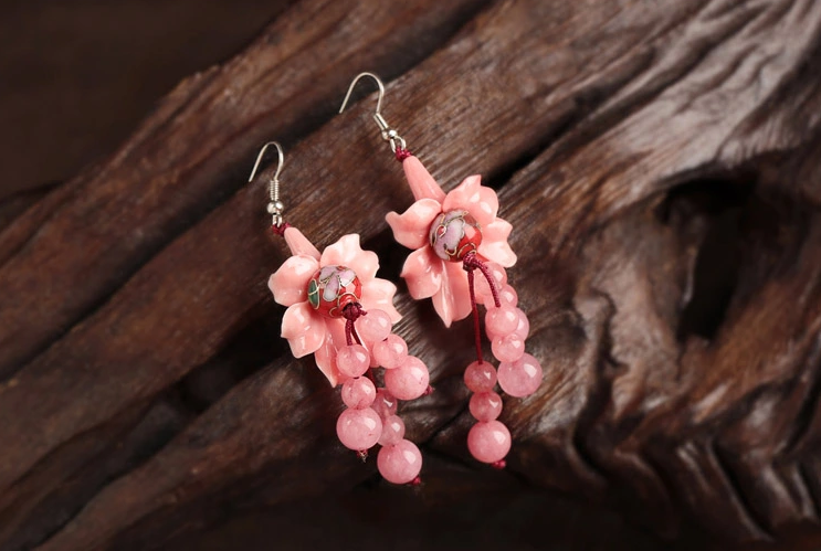 復(fù)古家佳樂文學(xué)長(zhǎng)款流蘇古典耳飾，貝殼花朵耳環(huán)