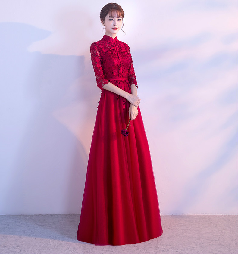 復(fù)古蕾絲中式禮服，優(yōu)雅時尚晚禮服