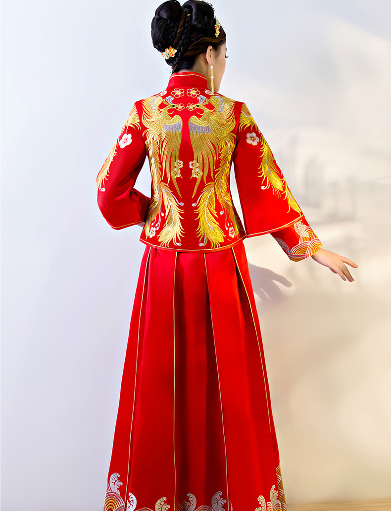傳統(tǒng)中式禮服，紅色結婚新娘禮服