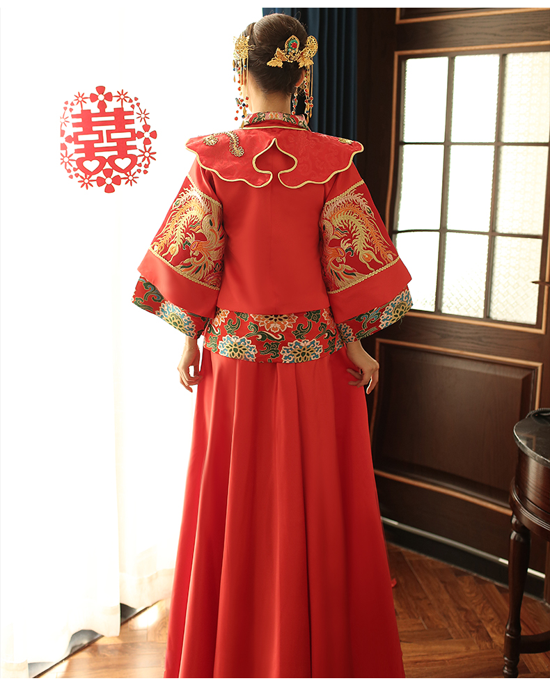 紅色中式禮服，傳統(tǒng)古典魅力新娘禮服