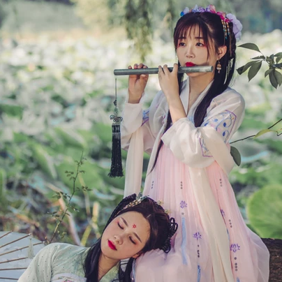 荷塘邊古風(fēng)頭像，唯美古風(fēng)閨蜜真人頭像