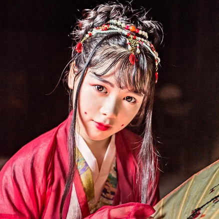 紅衣女子妖艷頭像，唯美古風(fēng)女子真人頭像