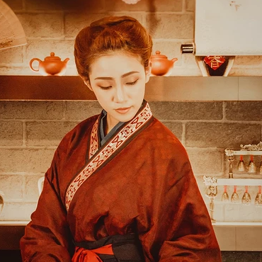 畫情唯美頭像，唯美古風(fēng)女子真人頭像