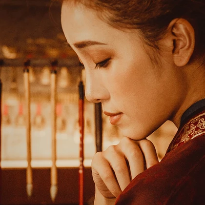 畫情唯美頭像，唯美古風(fēng)女子真人頭像