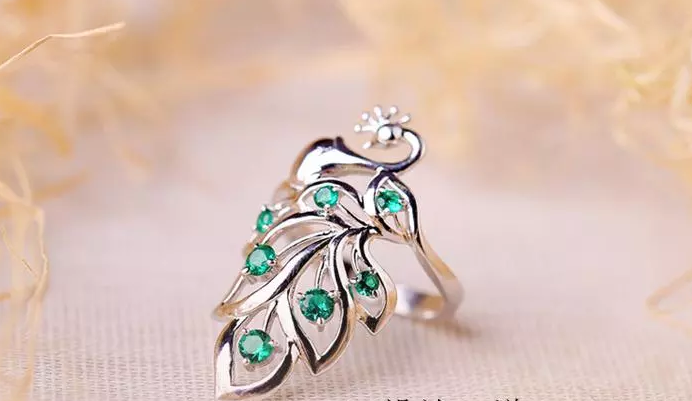 百鳥(niǎo)之王復(fù)古孔雀開(kāi)口戒指首飾
