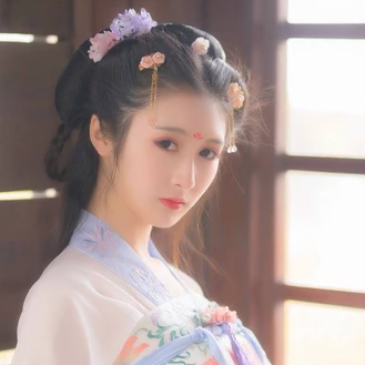 粉色小清新帶團扇頭像，唯美古風女子真人頭像