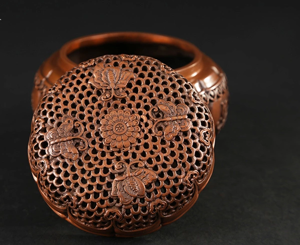 蝶戀花熏香爐，仿古紫銅鏤空香爐