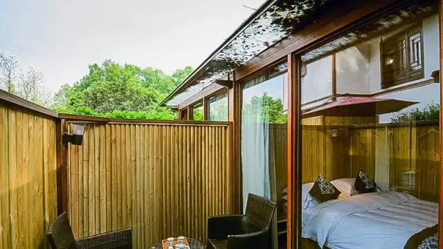 秋意正濃，與8家最美民宿一起相約杭州