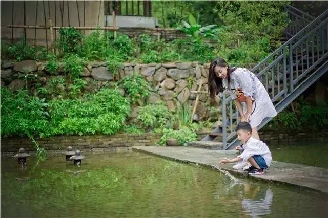 雪坑村·美客愛途，愛上美麗的客居地和旅途故事