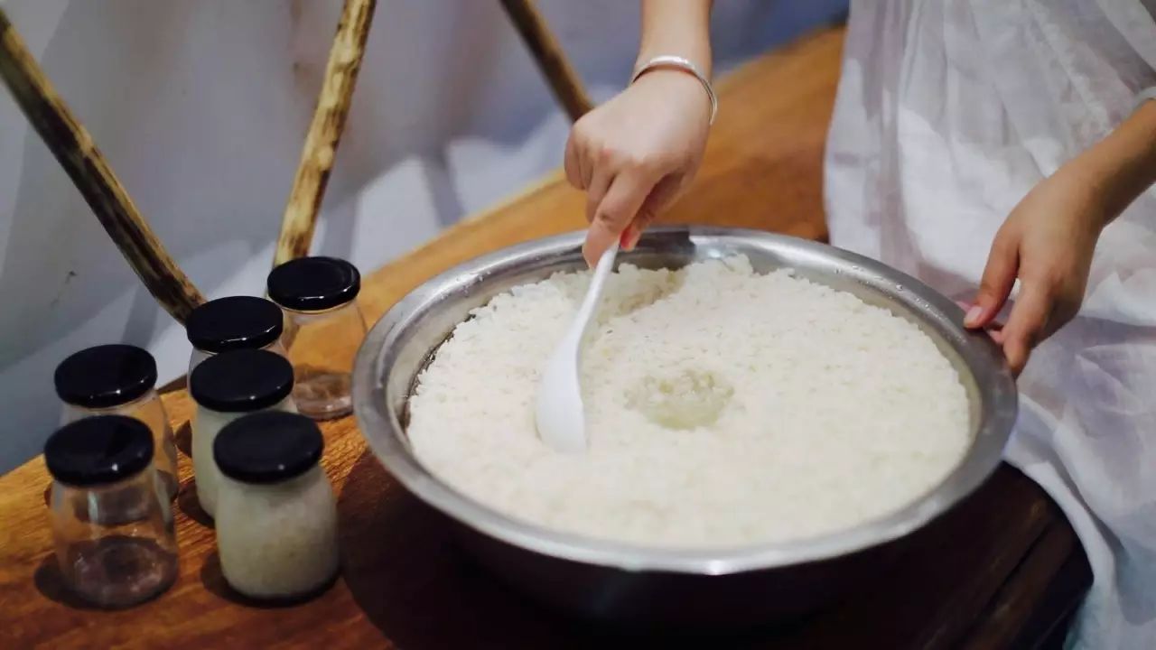 雪坑村·美客愛途，愛上美麗的客居地和旅途故事