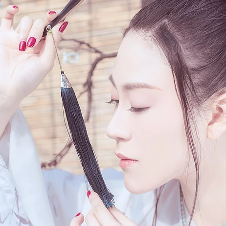 白衣冷艷女子頭像，唯美古風(fēng)真人頭像