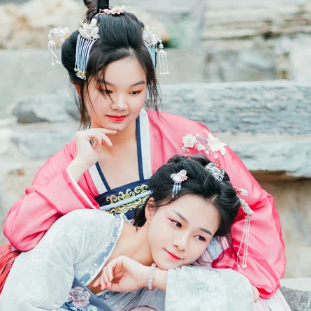 溫暖情誼閨蜜頭像，唯美古風(fēng)女子真人頭像