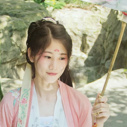 綠陰樹下閨蜜頭像，唯美古風(fēng)女子頭像