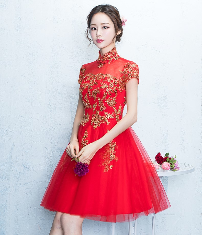 蕾絲復(fù)古立領(lǐng)中式禮服，時(shí)尚優(yōu)雅網(wǎng)紗晚禮服