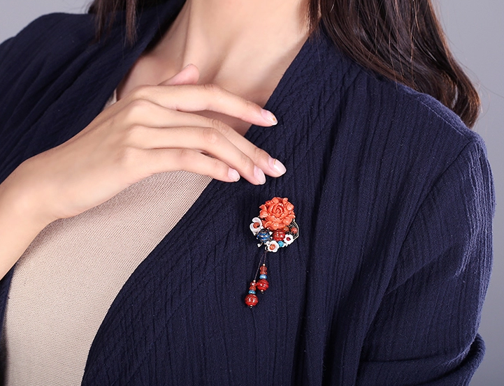 家佳樂文學(xué)立體花朵吊墜胸花，復(fù)古胸針項(xiàng)鏈飾品