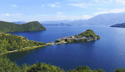 瀘沽湖·野火集，時(shí)光匆忙別錯(cuò)過(guò)年輕的瘋狂