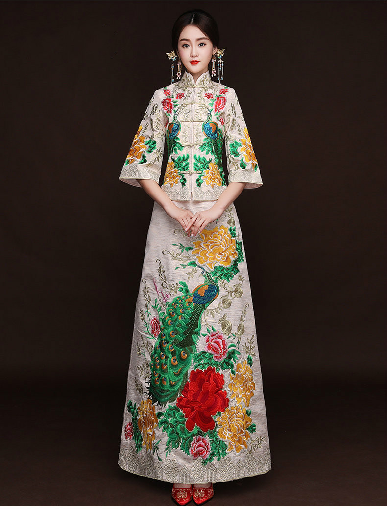 家佳樂(lè)文學(xué)孔雀牡丹秀禾服，米白色新娘中式禮服