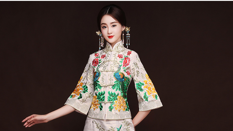 家佳樂(lè)文學(xué)孔雀牡丹秀禾服，米白色新娘中式禮服