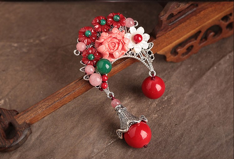 貝殼花朵古典家佳樂文學胸針，復古風胸花