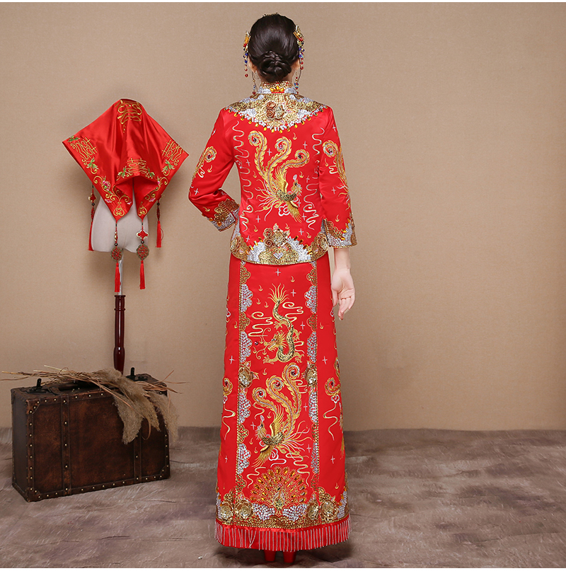 龍鳳之喜中式禮服，精致新娘結(jié)婚禮服