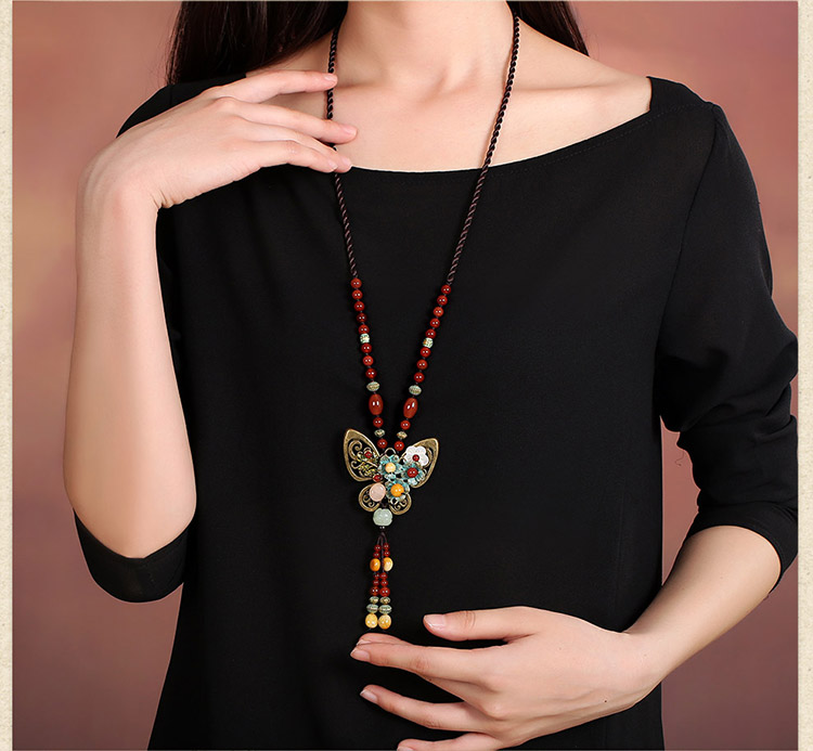 文藝蝴蝶吊墜毛衣鏈，民族風項鏈首飾