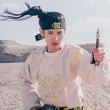 霸氣帶劍男生頭像，唯美古風(fēng)頭像