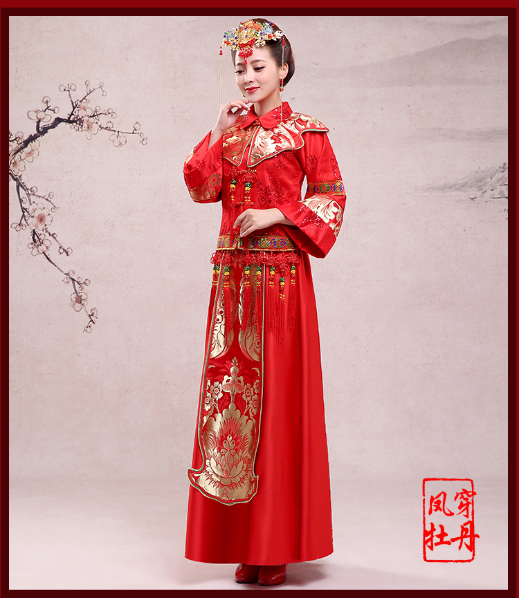 中國傳統(tǒng)式新娘禮服，鳳冠霞帔中式禮服