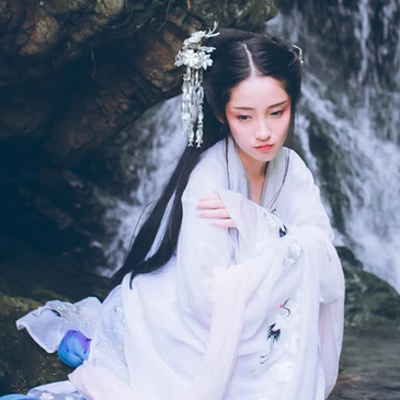 清秀女生頭像，唯美古風(fēng)真人頭像