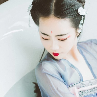 金魚(yú)妖艷的女子頭像，唯美古風(fēng)真人頭像