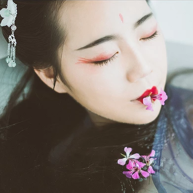 金魚(yú)妖艷的女子頭像，唯美古風(fēng)真人頭像