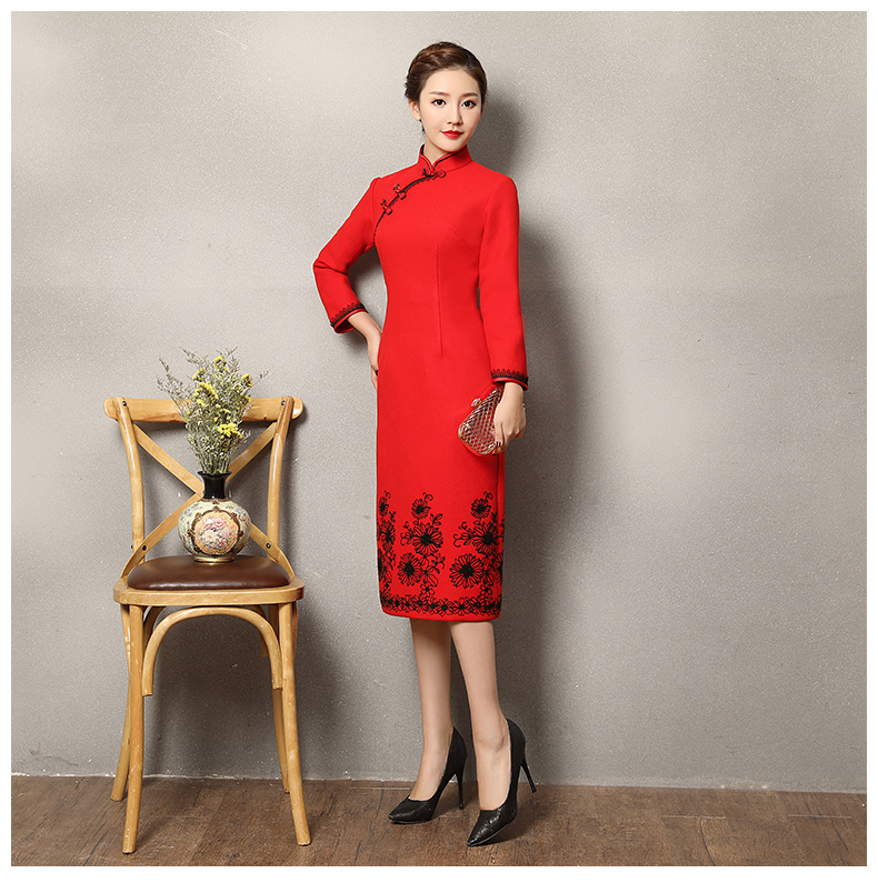 復(fù)古之美紅色旗袍，蕾絲花紋修身旗袍裙