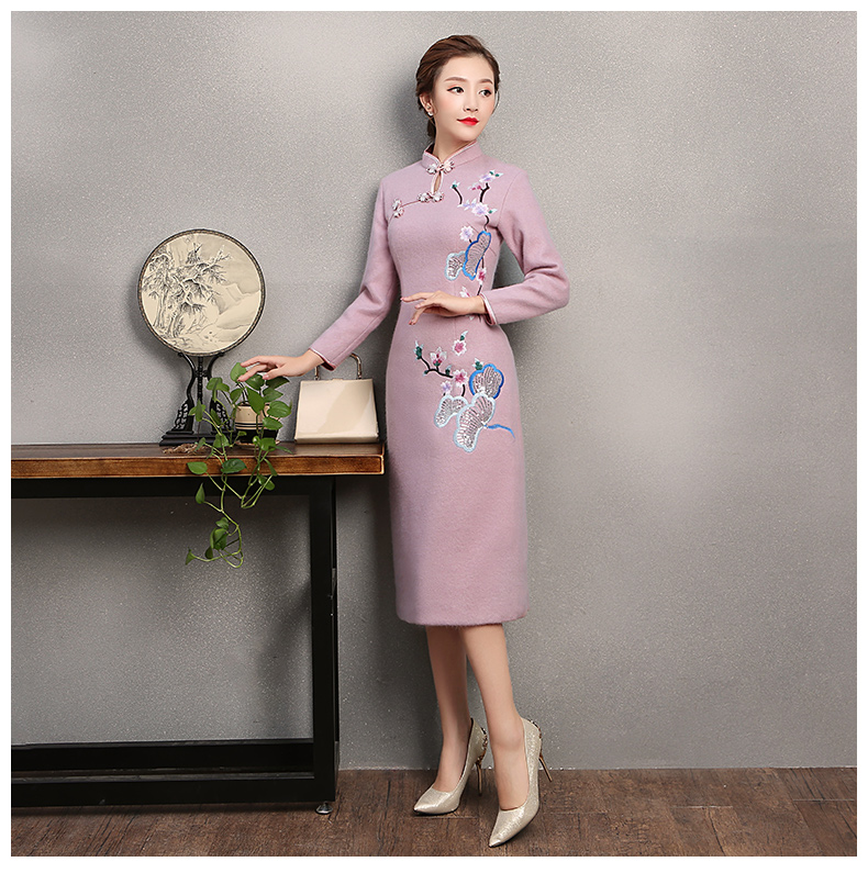 粉紫色繡花旗袍，復(fù)古民族風(fēng)旗袍裙