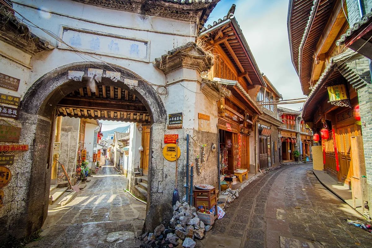 漫宿·見(jiàn)山，在古鎮(zhèn)享受寧?kù)o而恬淡的時(shí)光