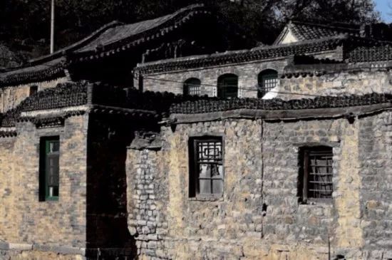 “中國最美寺院”寂照庵，房子象征著家是情感