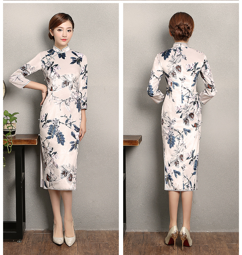 淺色草木印花旗袍，素雅中袖旗袍裙