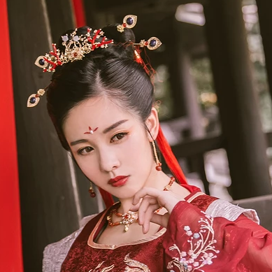 紅佛女子頭像，唯美古風真人頭像