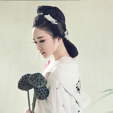 清新藕風(fēng)輕女生頭像，唯美古風(fēng)真人頭像