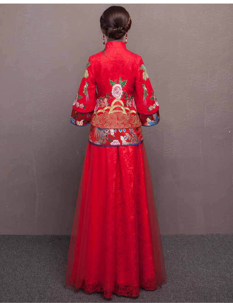 古典韻味中式禮服，新娘結(jié)婚禮服