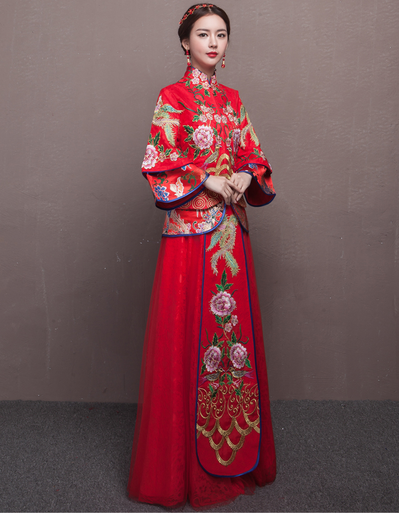 古典韻味中式禮服，新娘結(jié)婚禮服